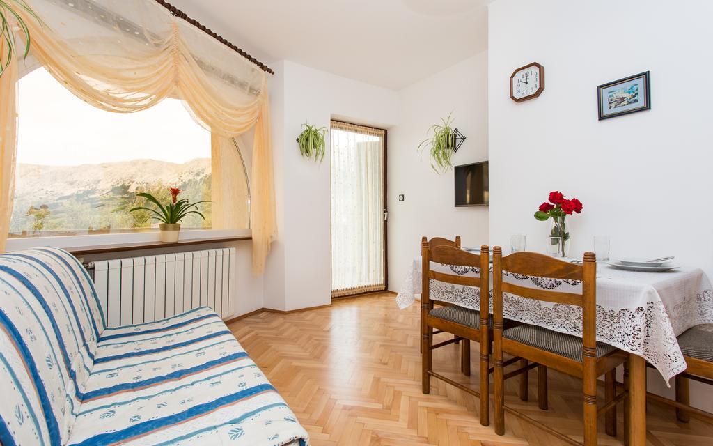 Apartments Lucija Baška Exterior foto